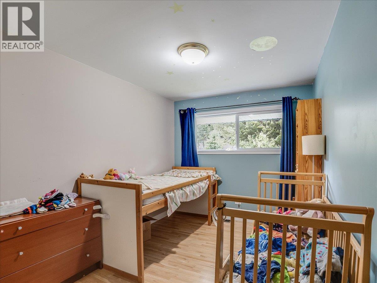 1500 3b Hwy, Fruitvale, British Columbia  V0G 1L1 - Photo 35 - 10384129