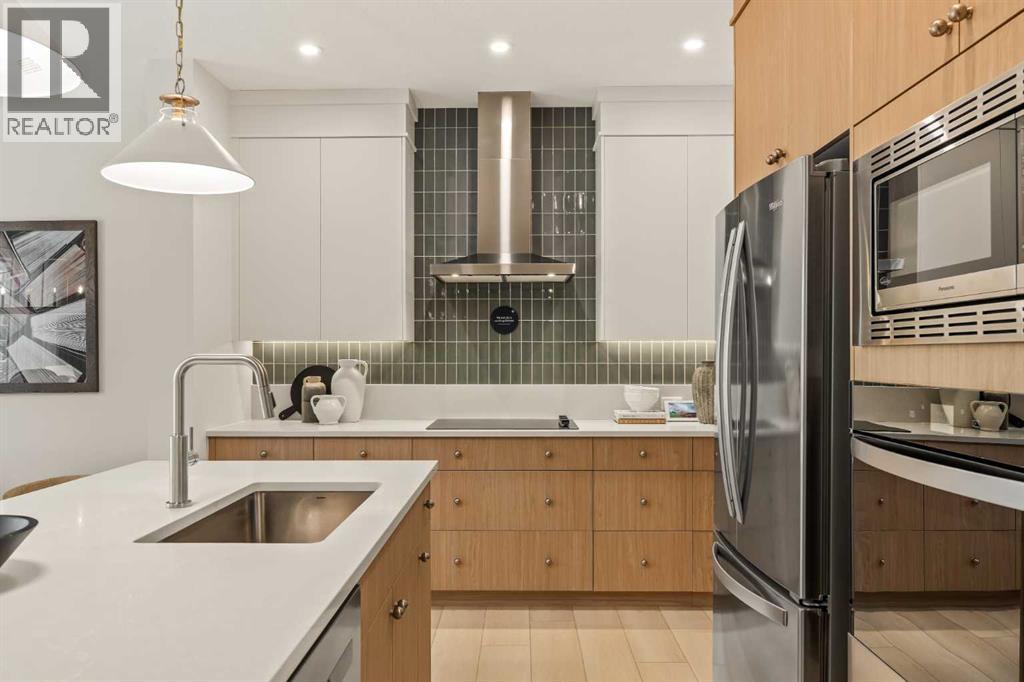 103 Silver Spruce Grove, Calgary, Alberta  T2X 5M1 - Photo 5 - A2302713