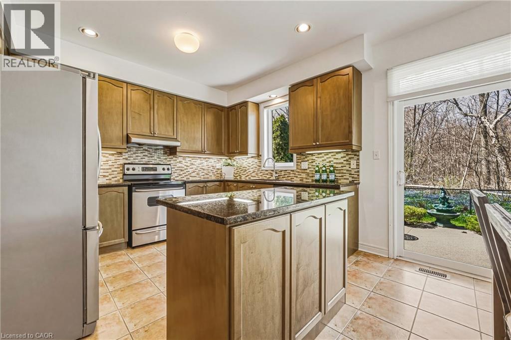 125 Creek Path Avenue, Oakville, Ontario  L6L 6T3 - Photo 11 - 40821439