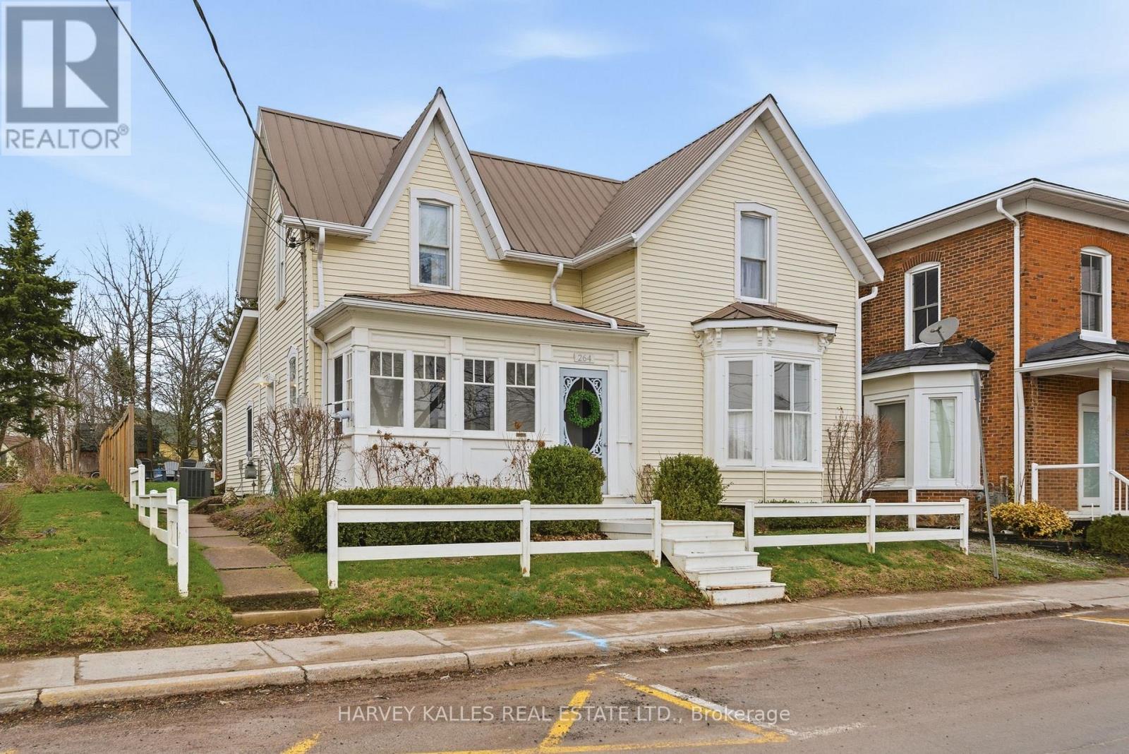 264 MAIN STREET, Prince Edward County, Ontario