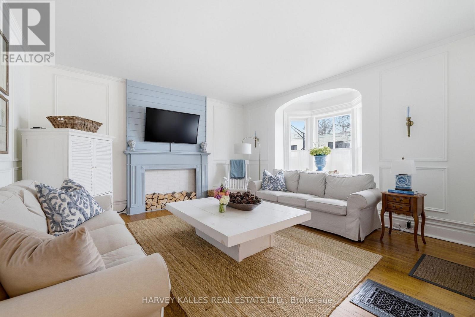 264 Main Street, Prince Edward County, Ontario  K0K 1G0 - Photo 10 - X13021222