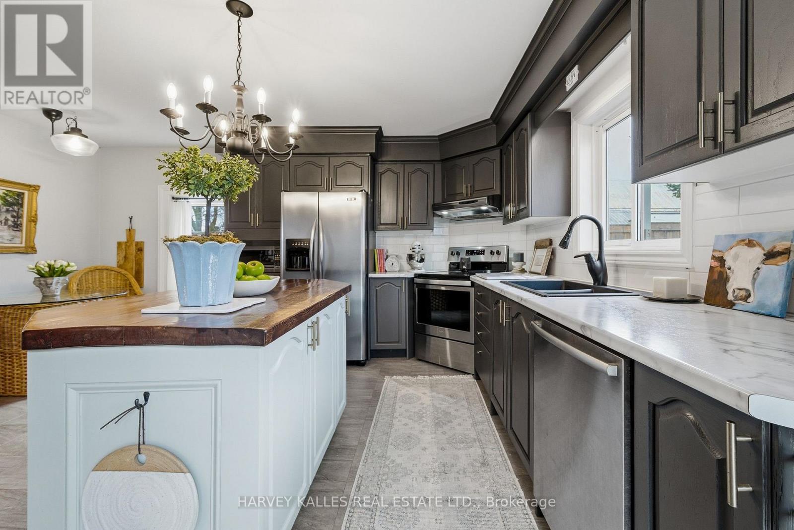 264 Main Street, Prince Edward County, Ontario  K0K 1G0 - Photo 19 - X13021222