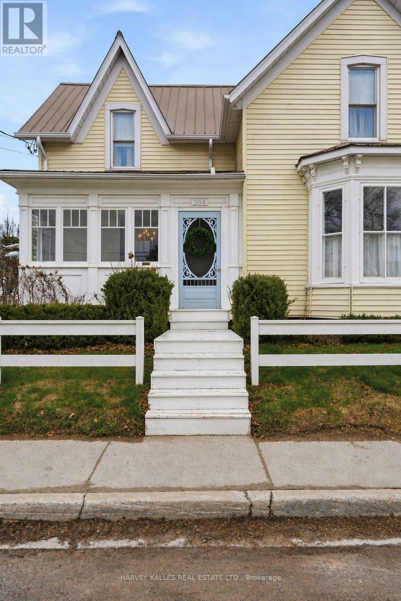 264 Main Street, Prince Edward County, Ontario  K0K 1G0 - Photo 2 - X13021222