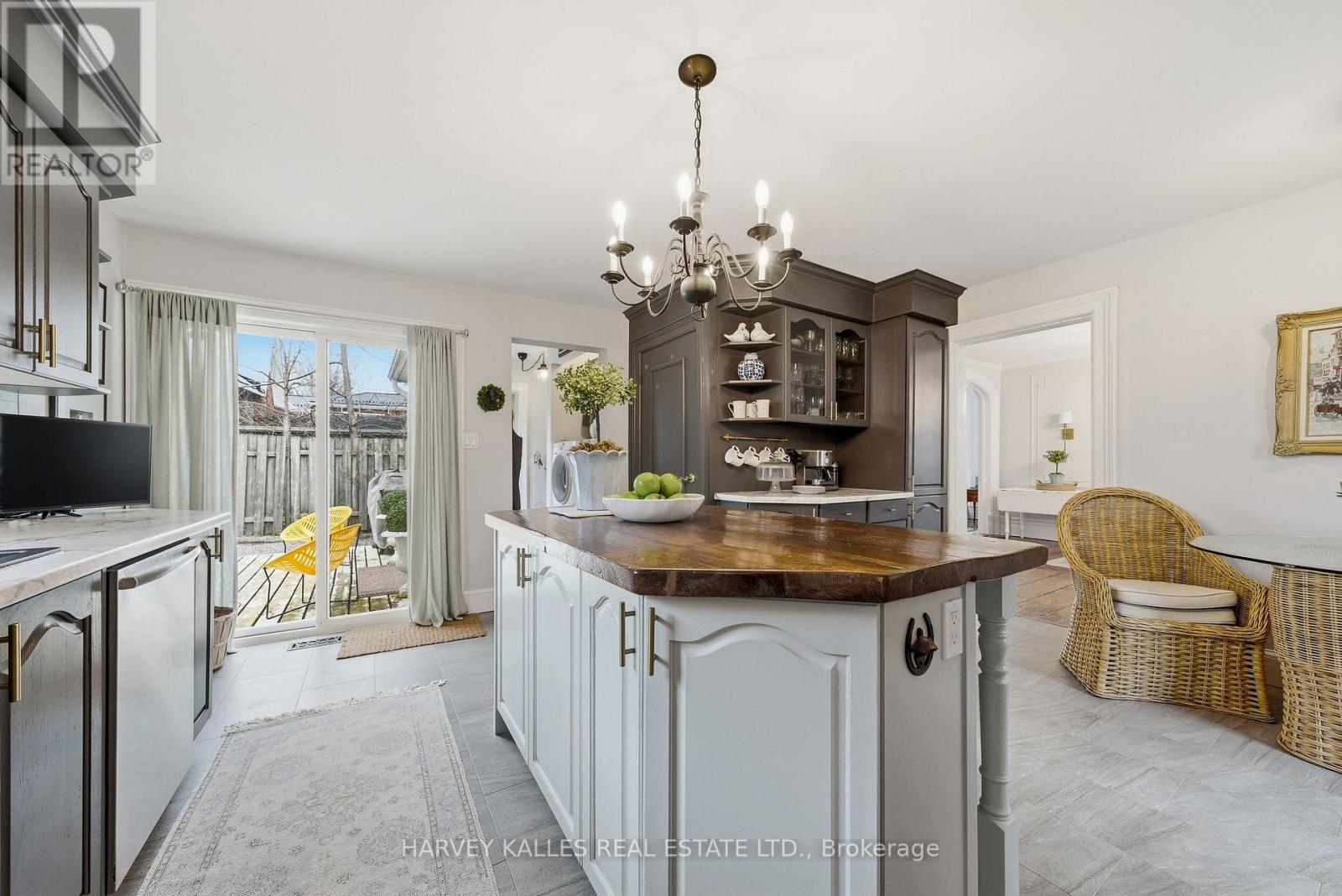 264 Main Street, Prince Edward County, Ontario  K0K 1G0 - Photo 21 - X13021222