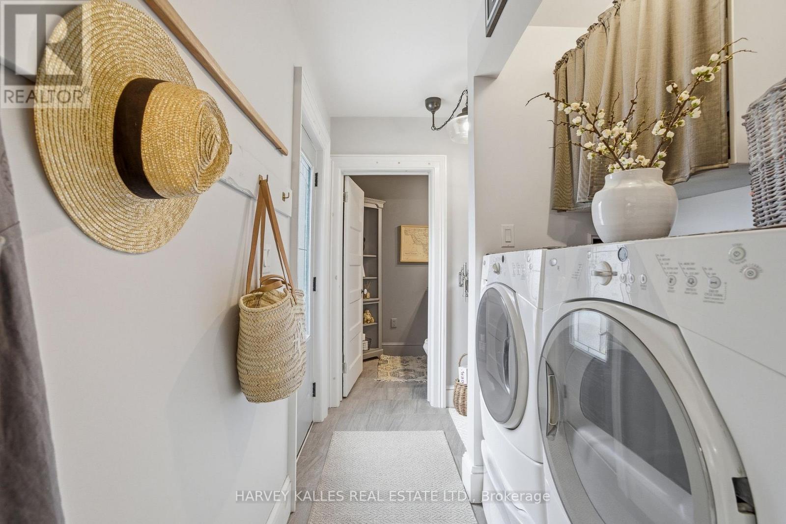 264 Main Street, Prince Edward County, Ontario  K0K 1G0 - Photo 23 - X13021222