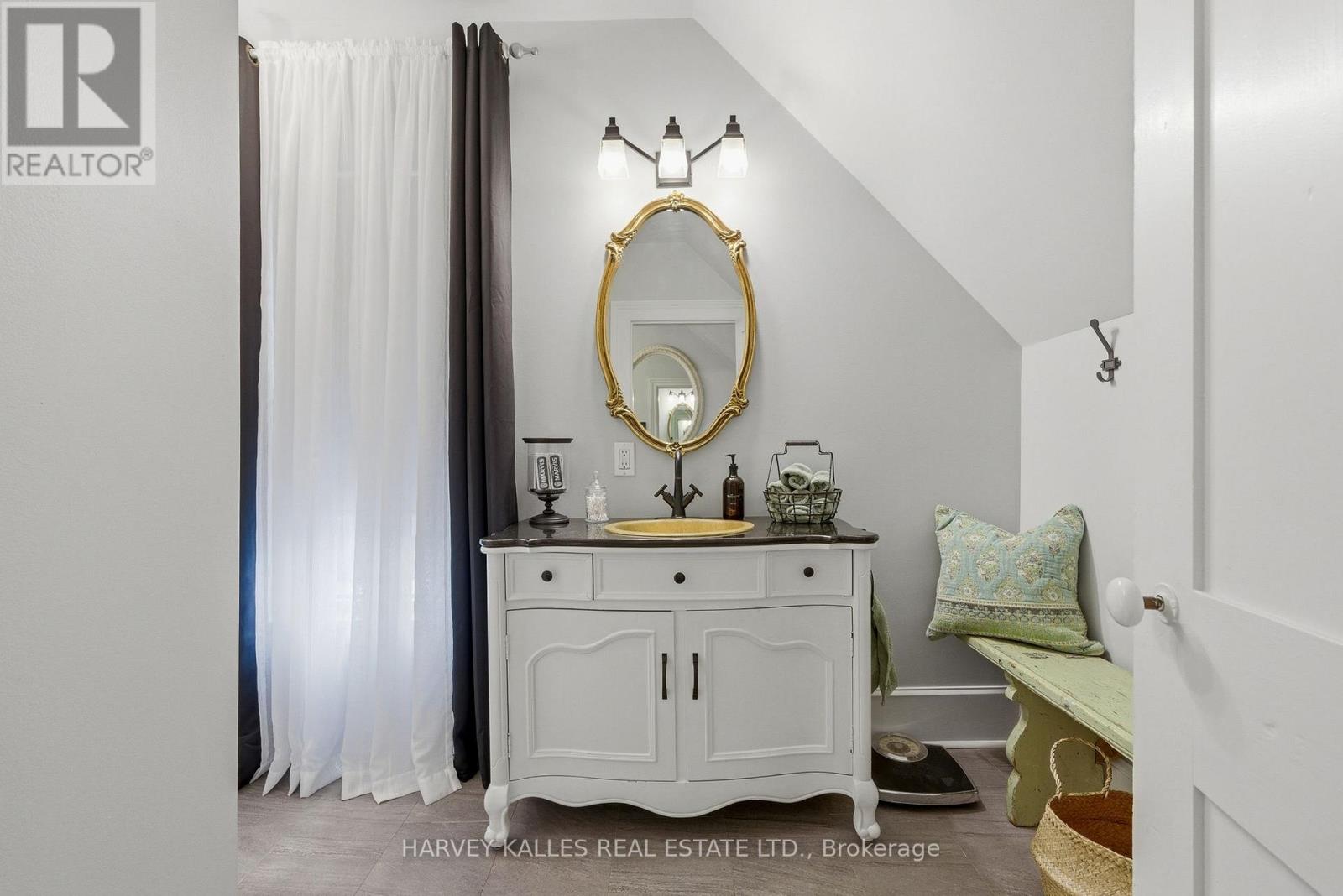 264 Main Street, Prince Edward County, Ontario  K0K 1G0 - Photo 29 - X13021222