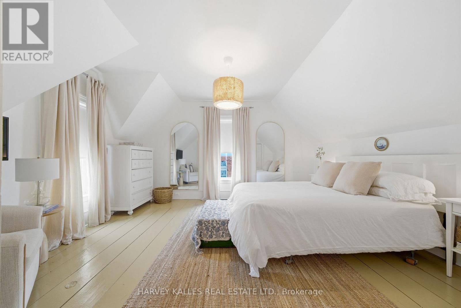 264 Main Street, Prince Edward County, Ontario  K0K 1G0 - Photo 34 - X13021222