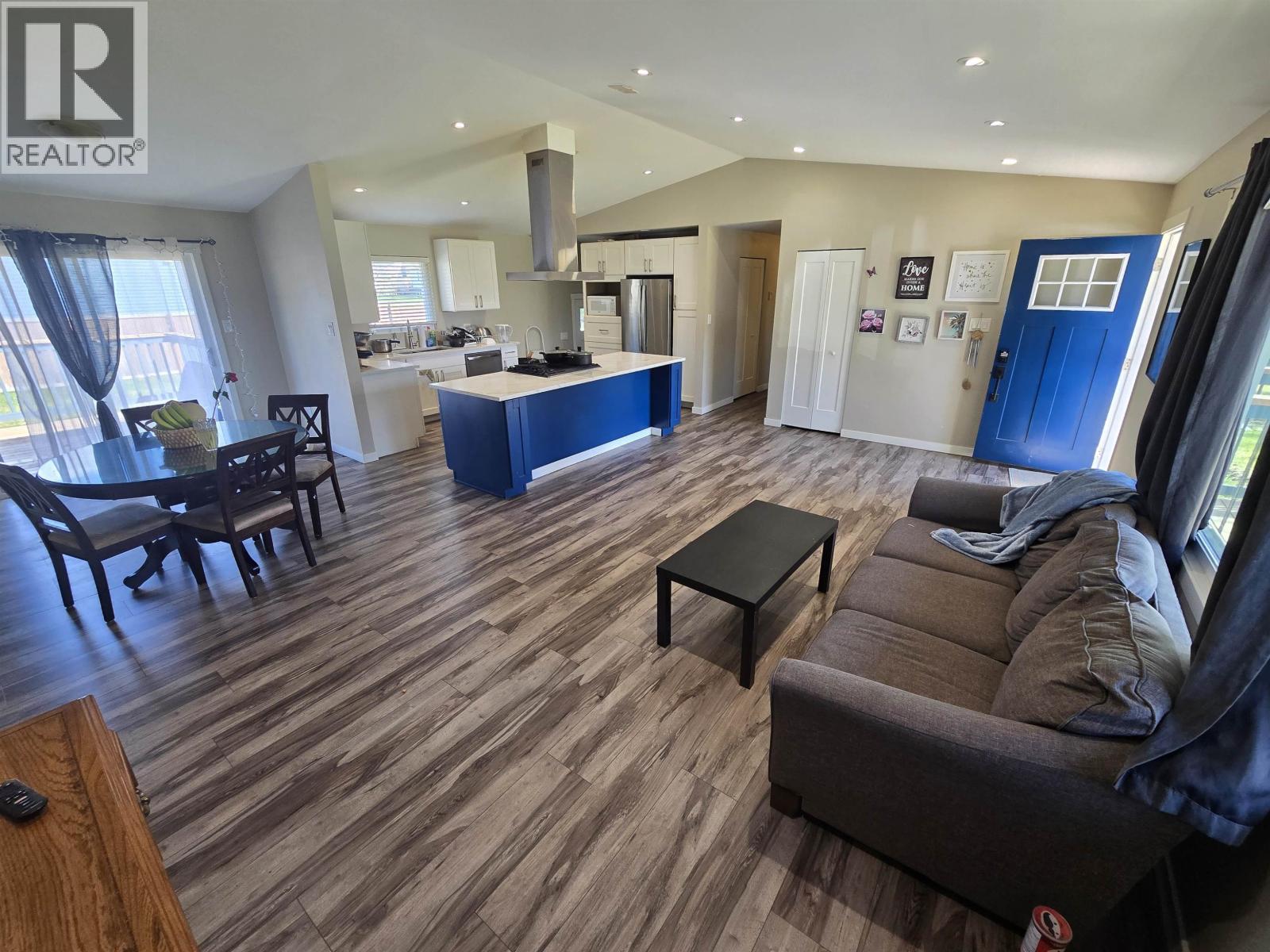 4930 Walsh Avenue, Terrace, British Columbia  V8G 1Z2 - Photo 4 - R3113394