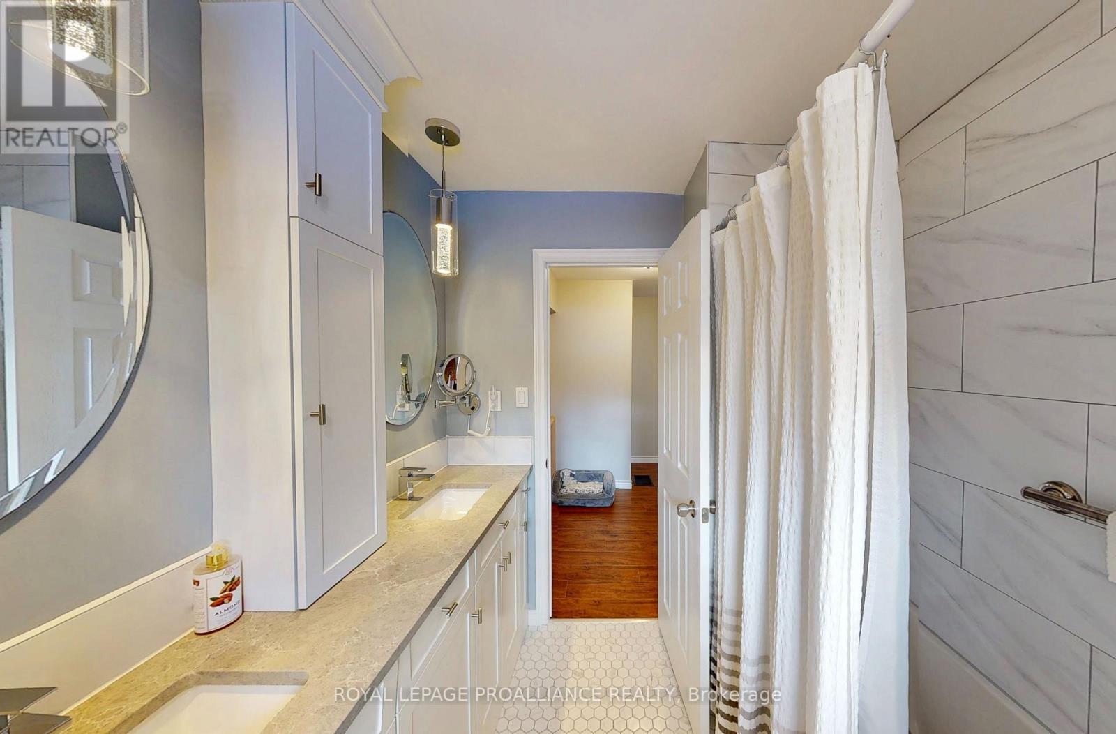 11 Stavebank Road, Belleville, Ontario  K8P 2N7 - Photo 14 - X13021346