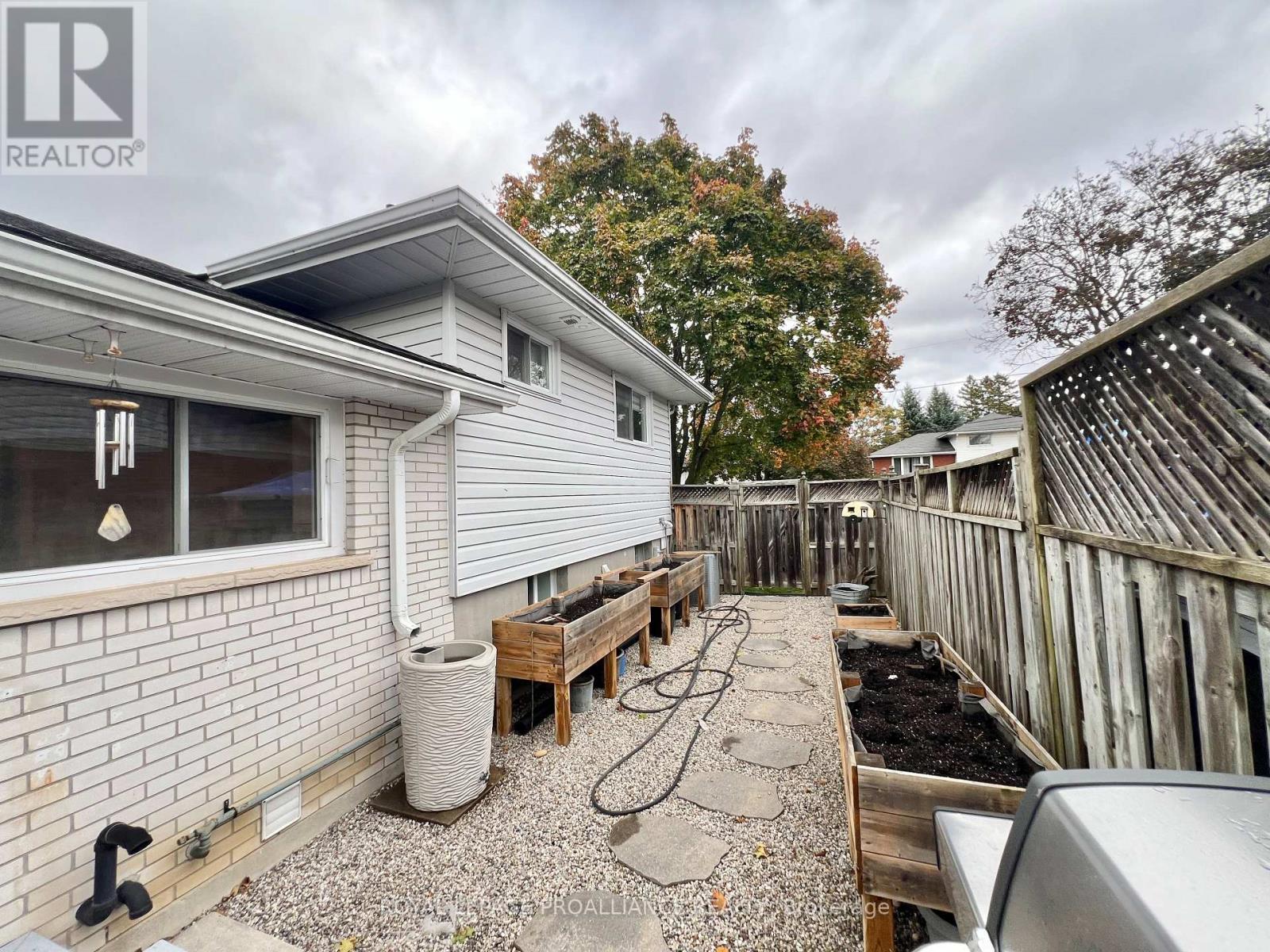 11 Stavebank Road, Belleville, Ontario  K8P 2N7 - Photo 21 - X13021346