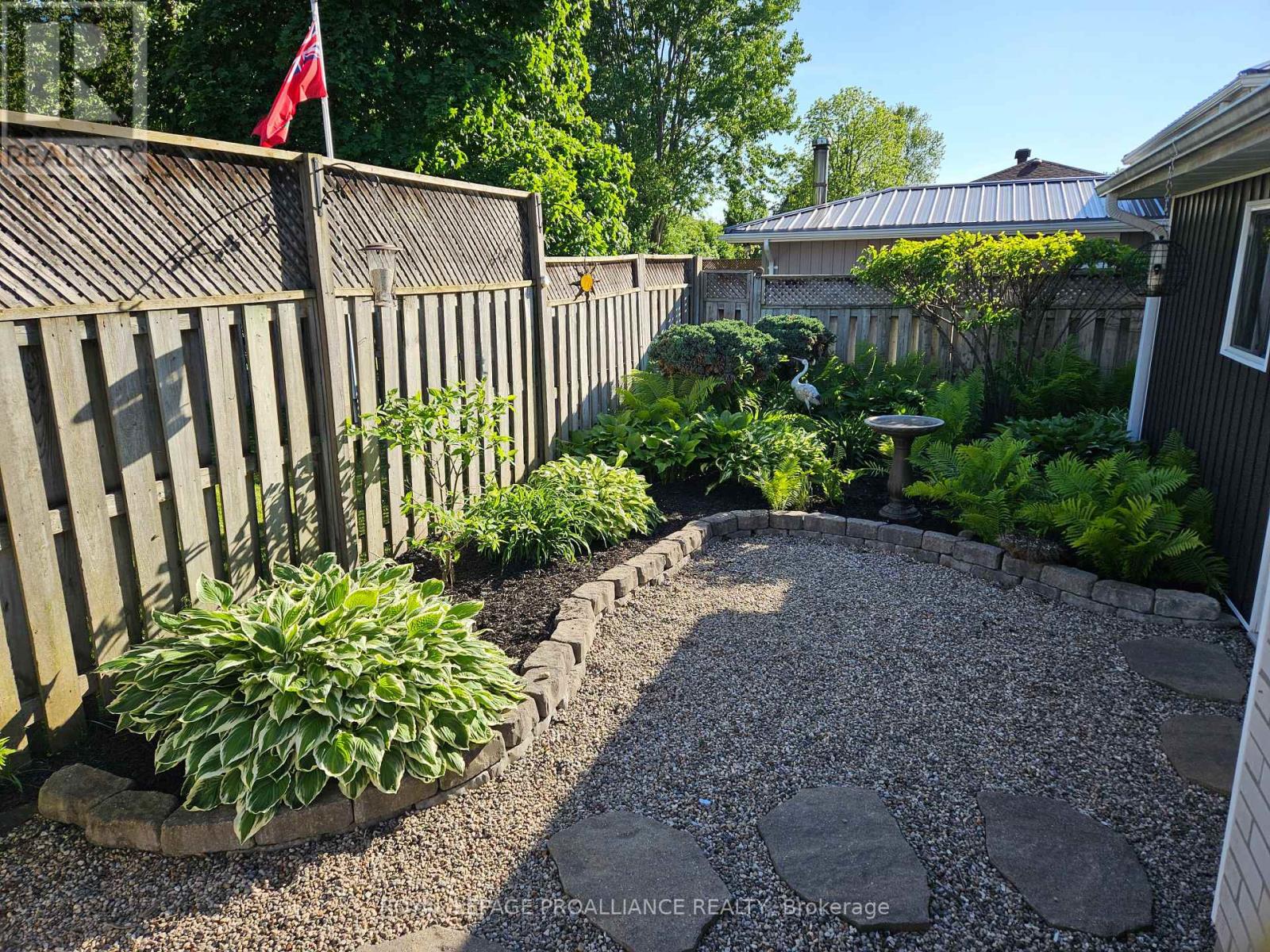 11 Stavebank Road, Belleville, Ontario  K8P 2N7 - Photo 22 - X13021346