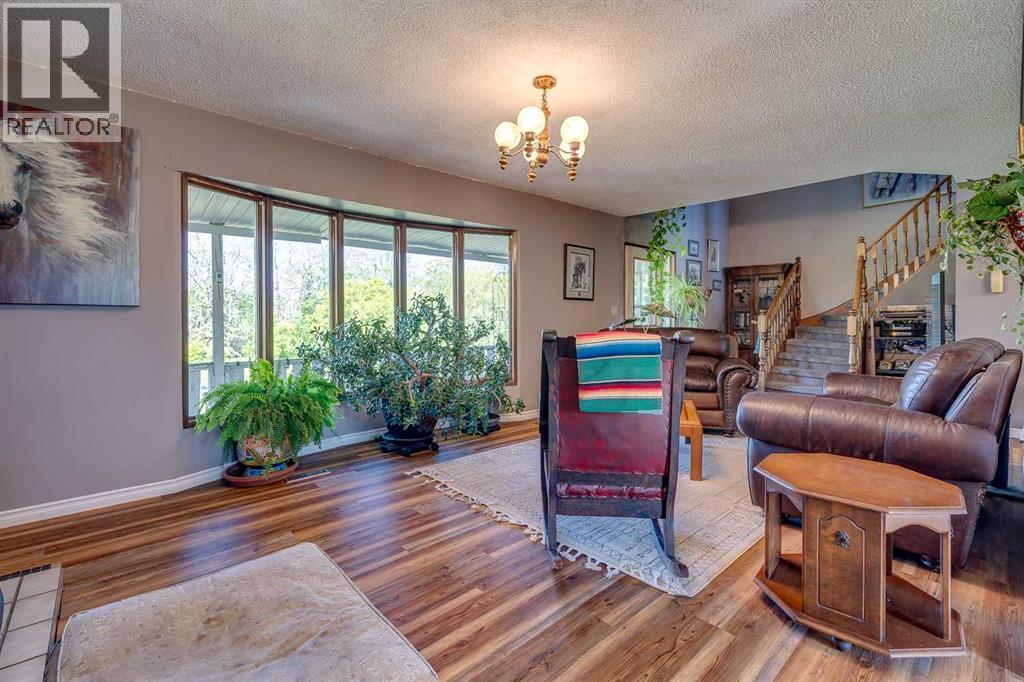 37533 Range Road 241, Rural Red Deer County, Alberta  T0M 0V0 - Photo 5 - A2300935