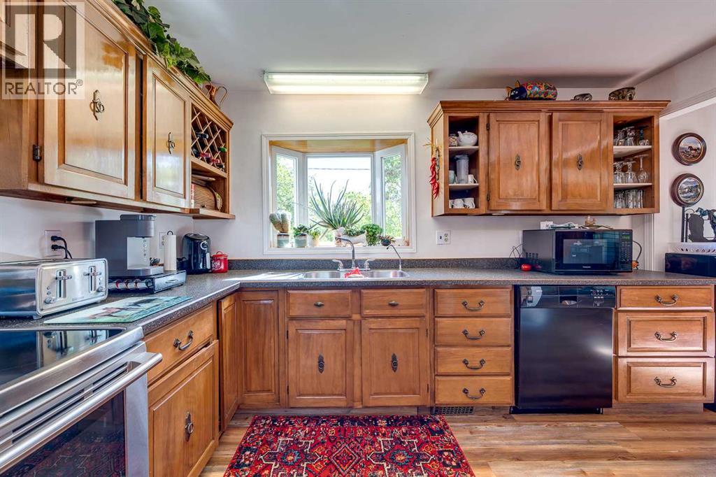 37533 Range Road 241, Rural Red Deer County, Alberta  T0M 0V0 - Photo 12 - A2300935