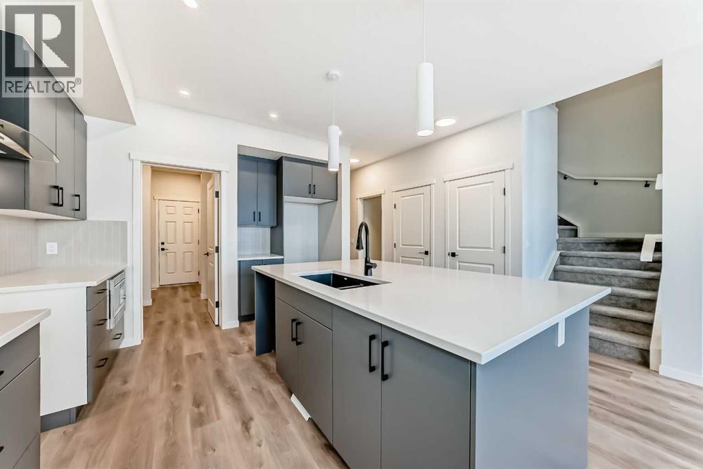 54 Bartlett Row SE, Calgary, Alberta  T3S 0P1 - Photo 11 - A2288207