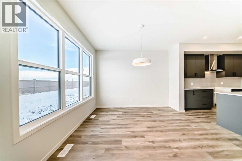 54 Bartlett Row SE, Calgary, Alberta  T3S 0P1 - Photo 12 - A2288207