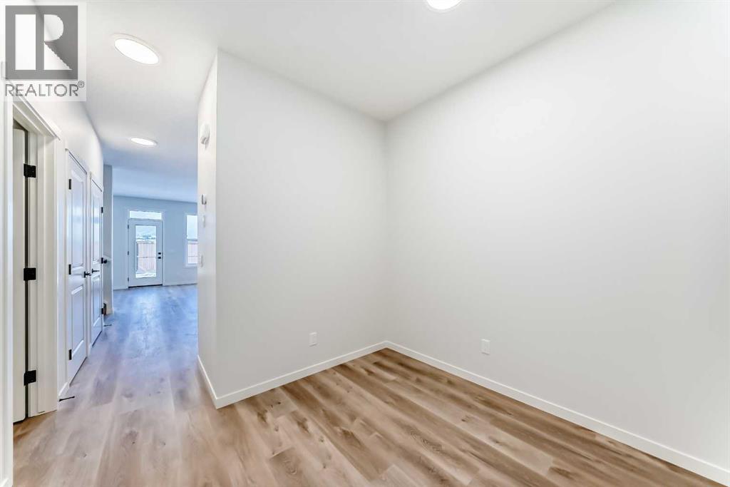 54 Bartlett Row SE, Calgary, Alberta  T3S 0P1 - Photo 17 - A2288207