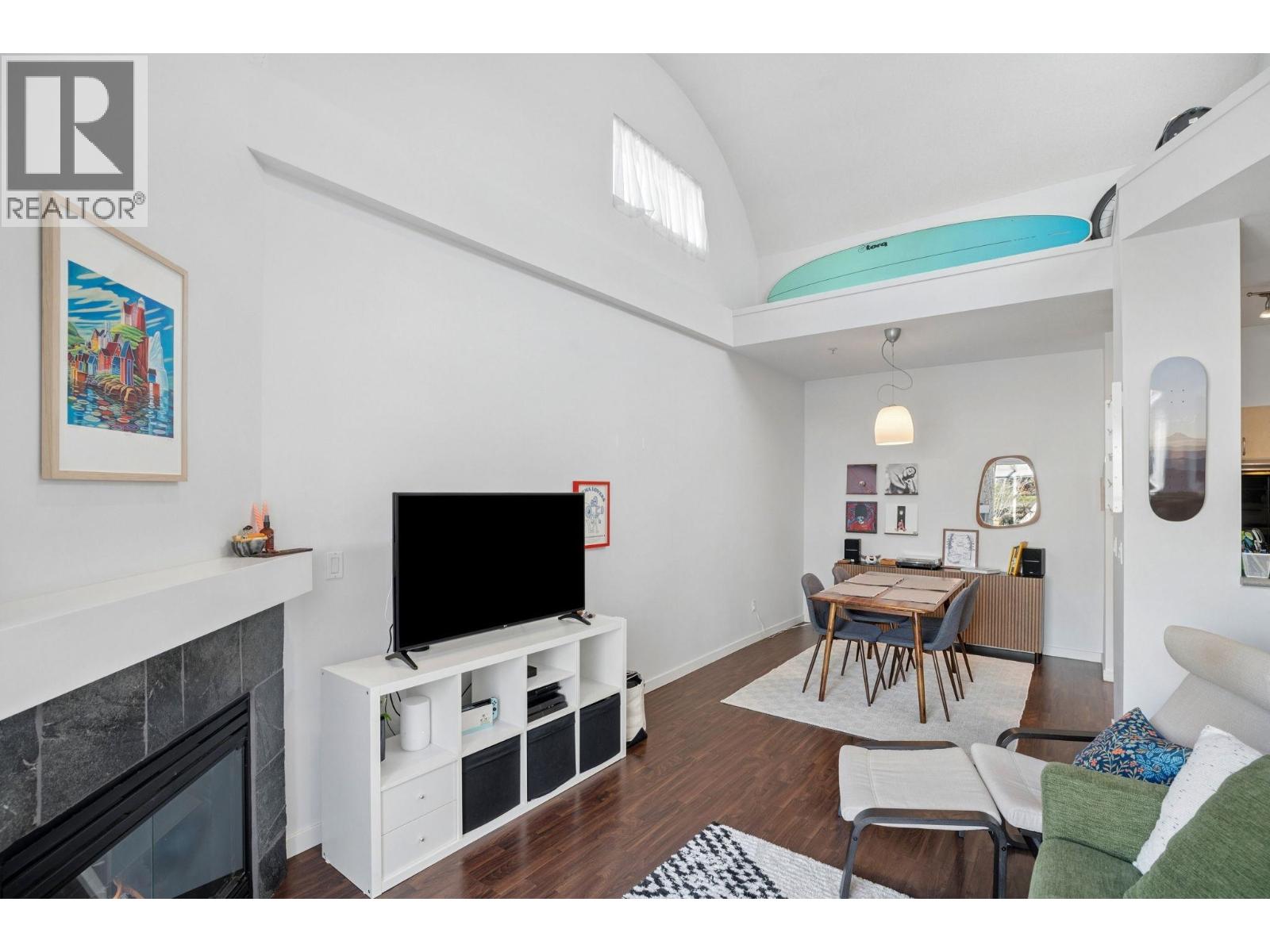 409 3768 HASTINGS STREET, Burnaby, British Columbia