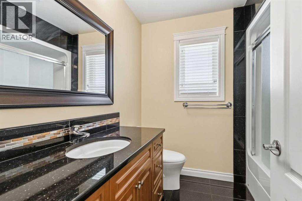 127 Pew Lane, Fort Mcmurray, Alberta  T9K 0A8 - Photo 33 - A2301089