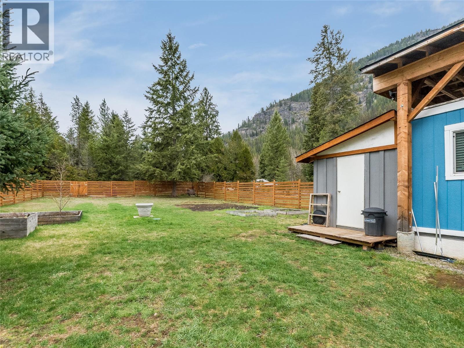 916 Airport Road Unit# 8, Salmo, British Columbia  V0G 1Z0 - Photo 45 - 10383546