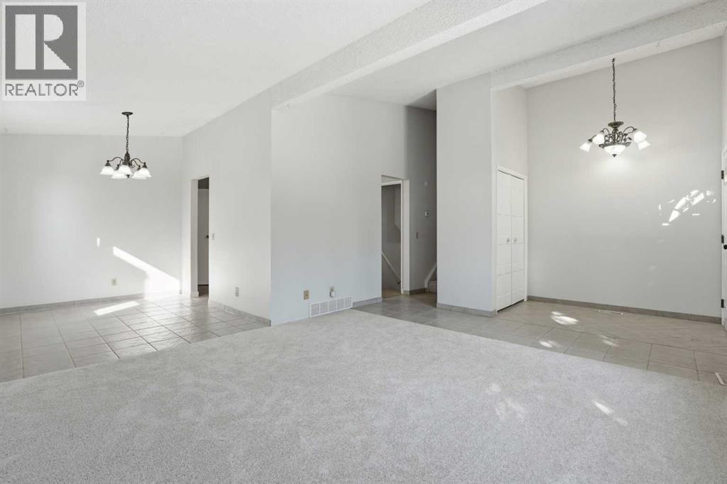 107 Nottingham Road, Calgary, Alberta  T2K 5R2 - Photo 33 - A2301234