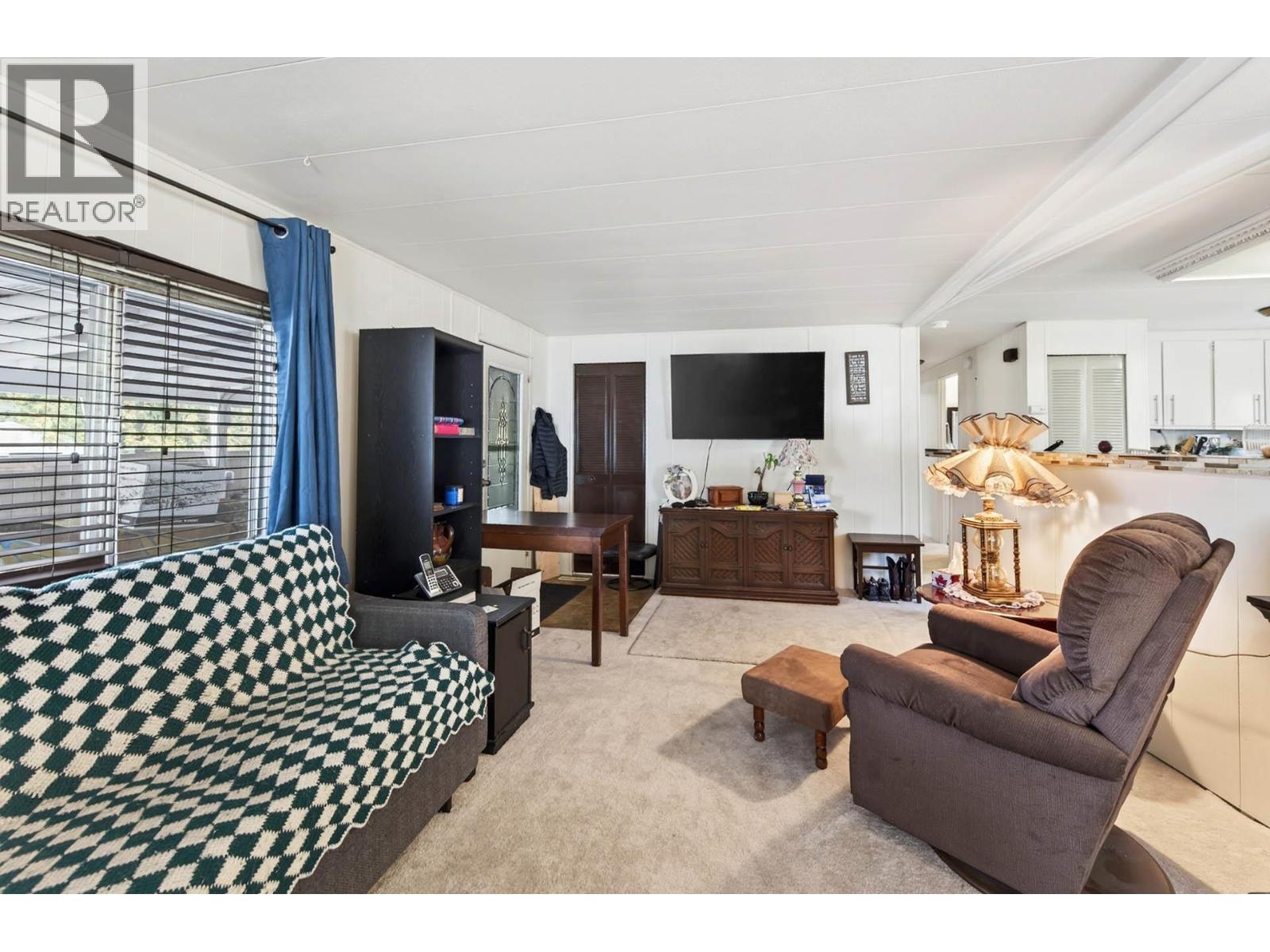 2400 Oakdale Way Unit# 228, Kamloops, British Columbia  V2B 6W7 - Photo 4 - 10383872