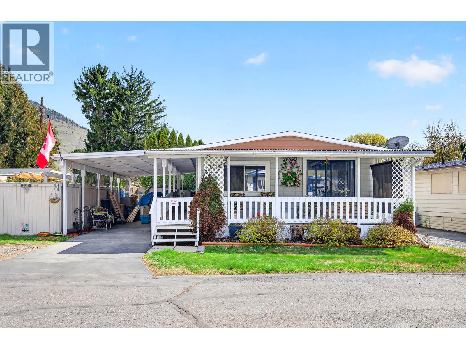 2400 Oakdale Way Unit# 228, Kamloops, British Columbia  V2B 6W7 - Photo 1 - 10383872