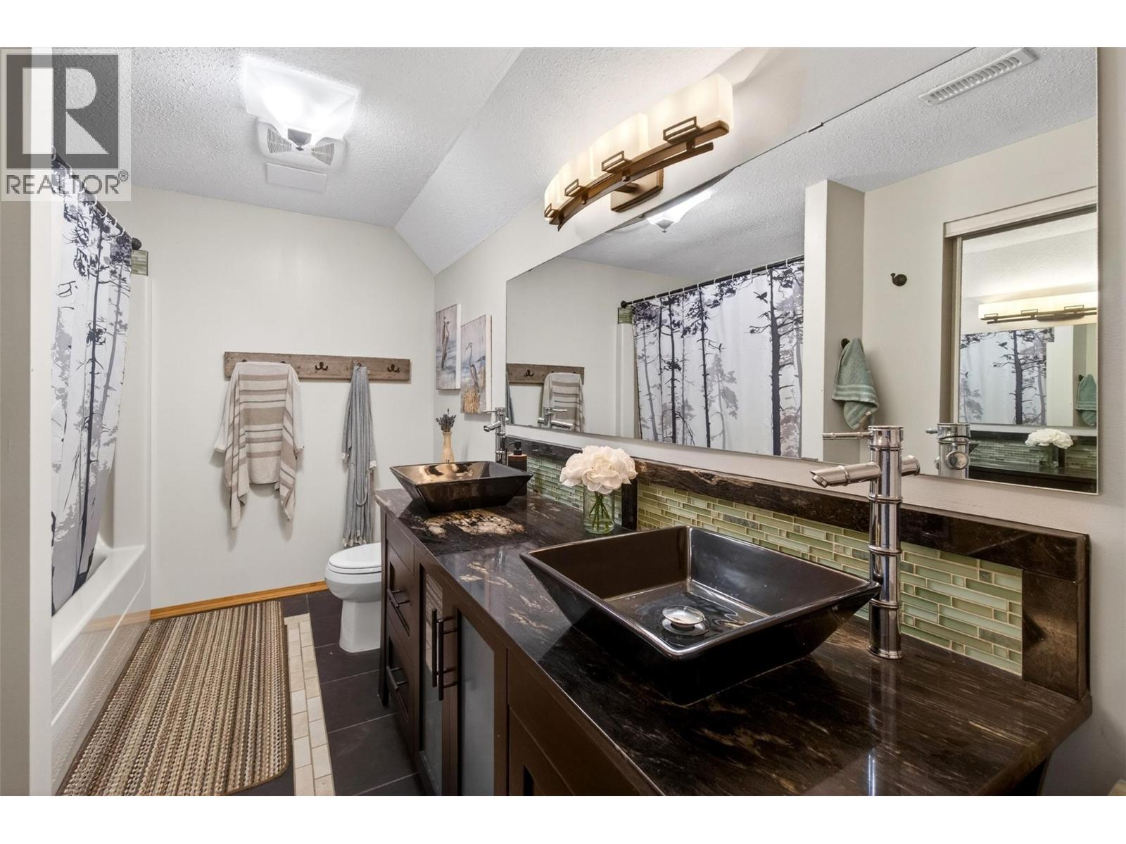 2403 Mount Tuam Crescent, Sorrento, British Columbia  V0E 2W2 - Photo 44 - 10383836