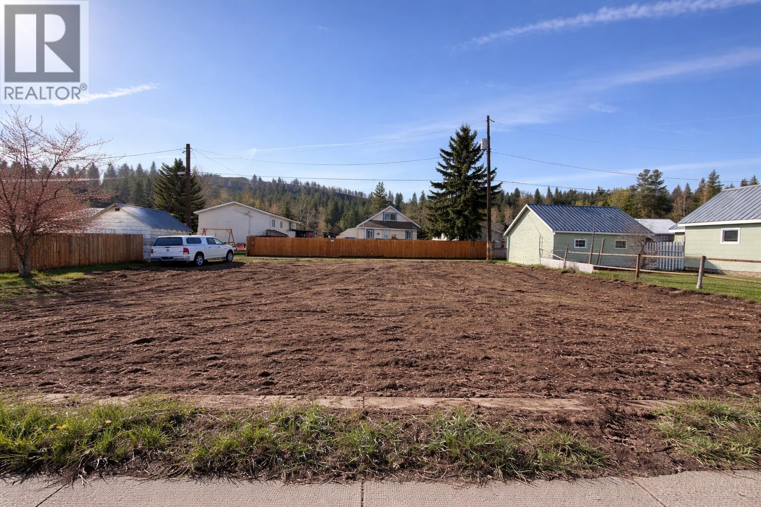 360 Burton Avenue, Princeton, British Columbia