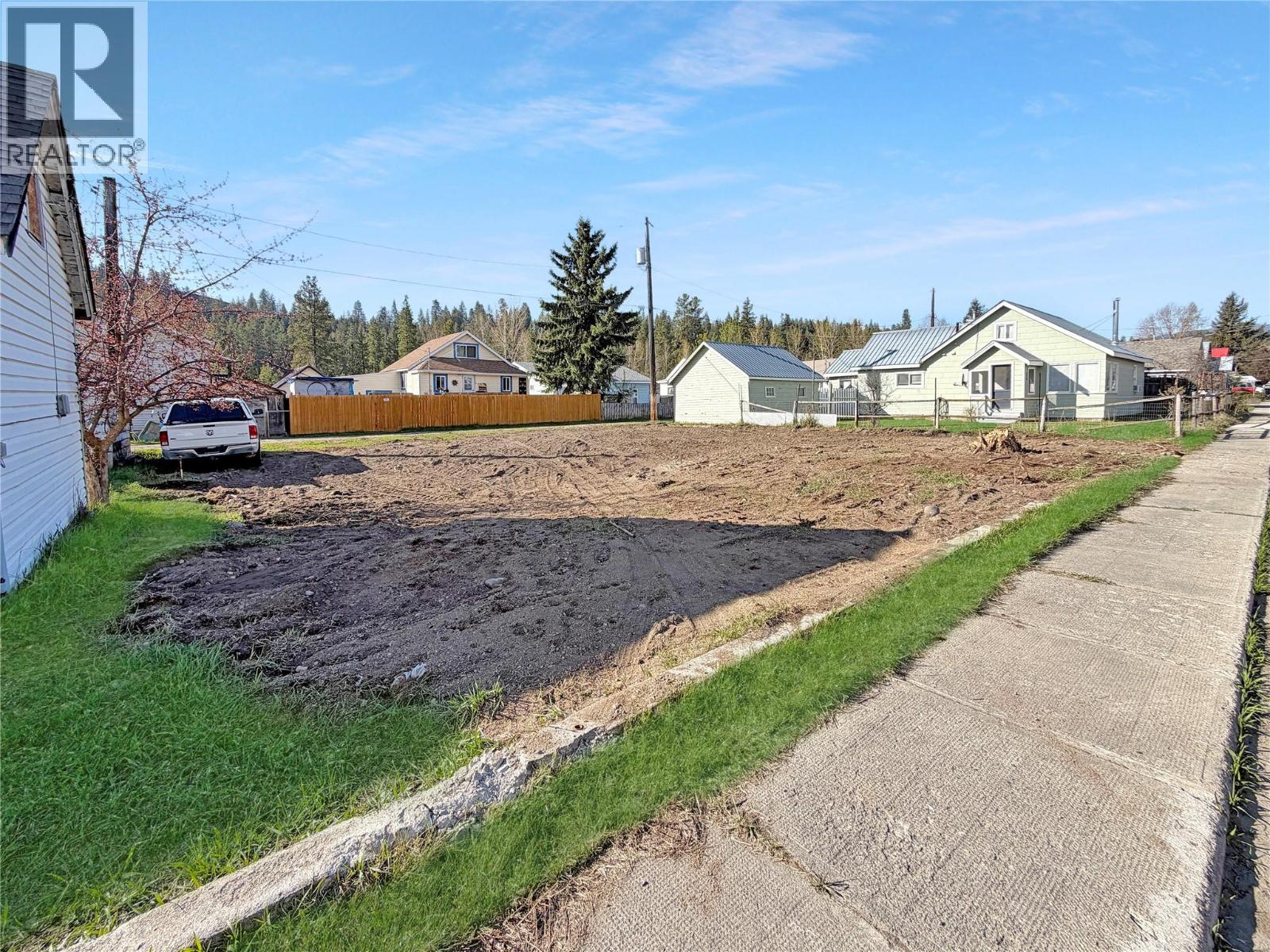 360 Burton Avenue, Princeton, British Columbia  V0X 1W0 - Photo 5 - 10384118