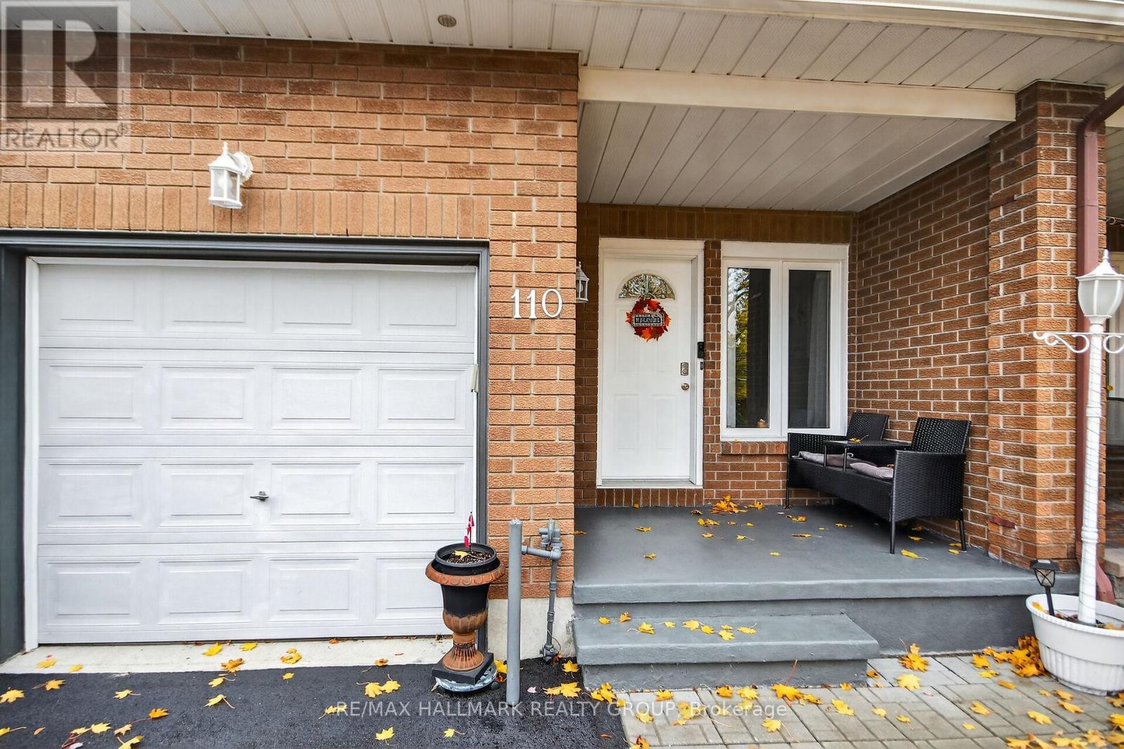 110 Hunter's Glen Crescent, Ottawa, Ontario  K1T 3R1 - Photo 2 - X13021228