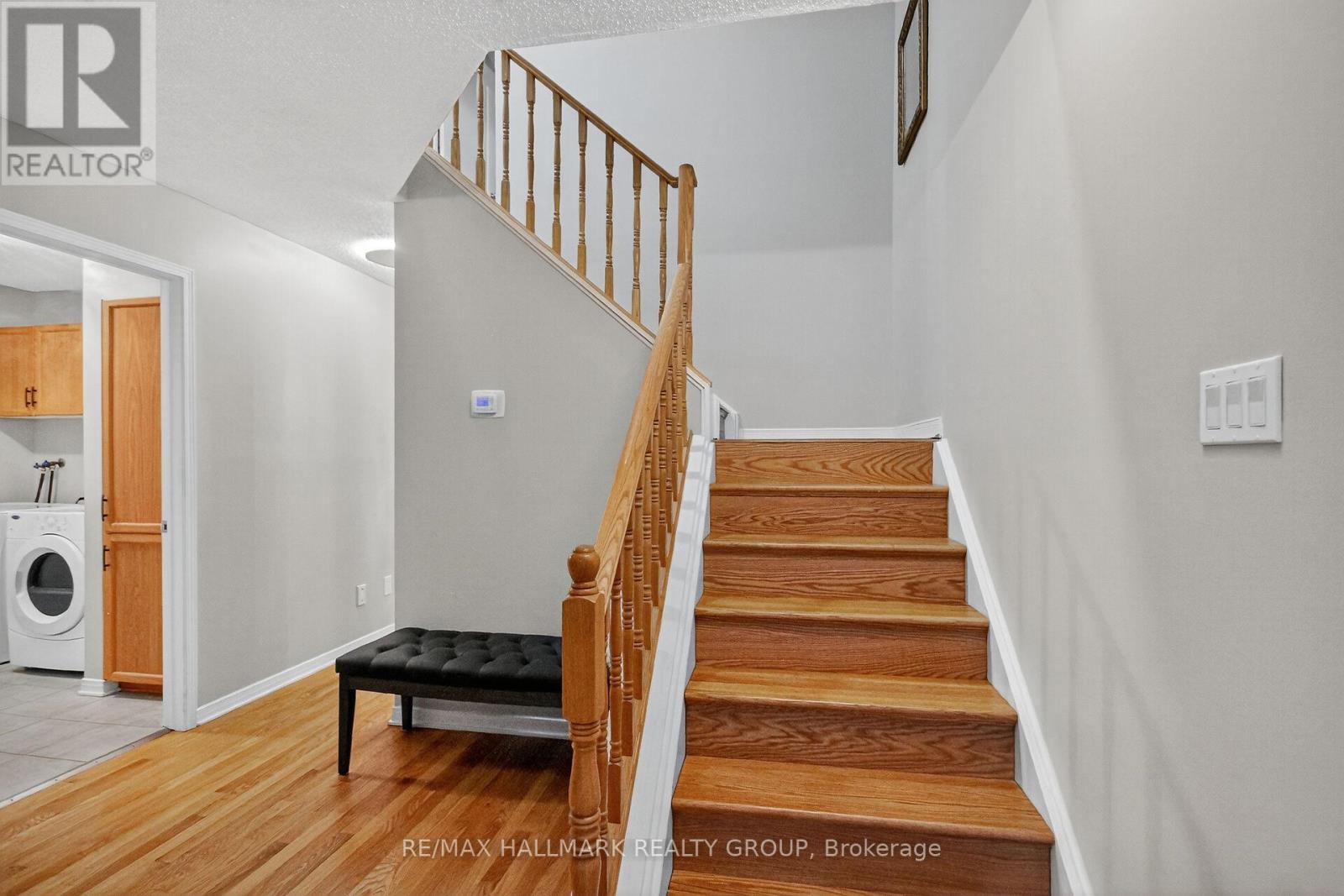 110 Hunter's Glen Crescent, Ottawa, Ontario  K1T 3R1 - Photo 4 - X13021228