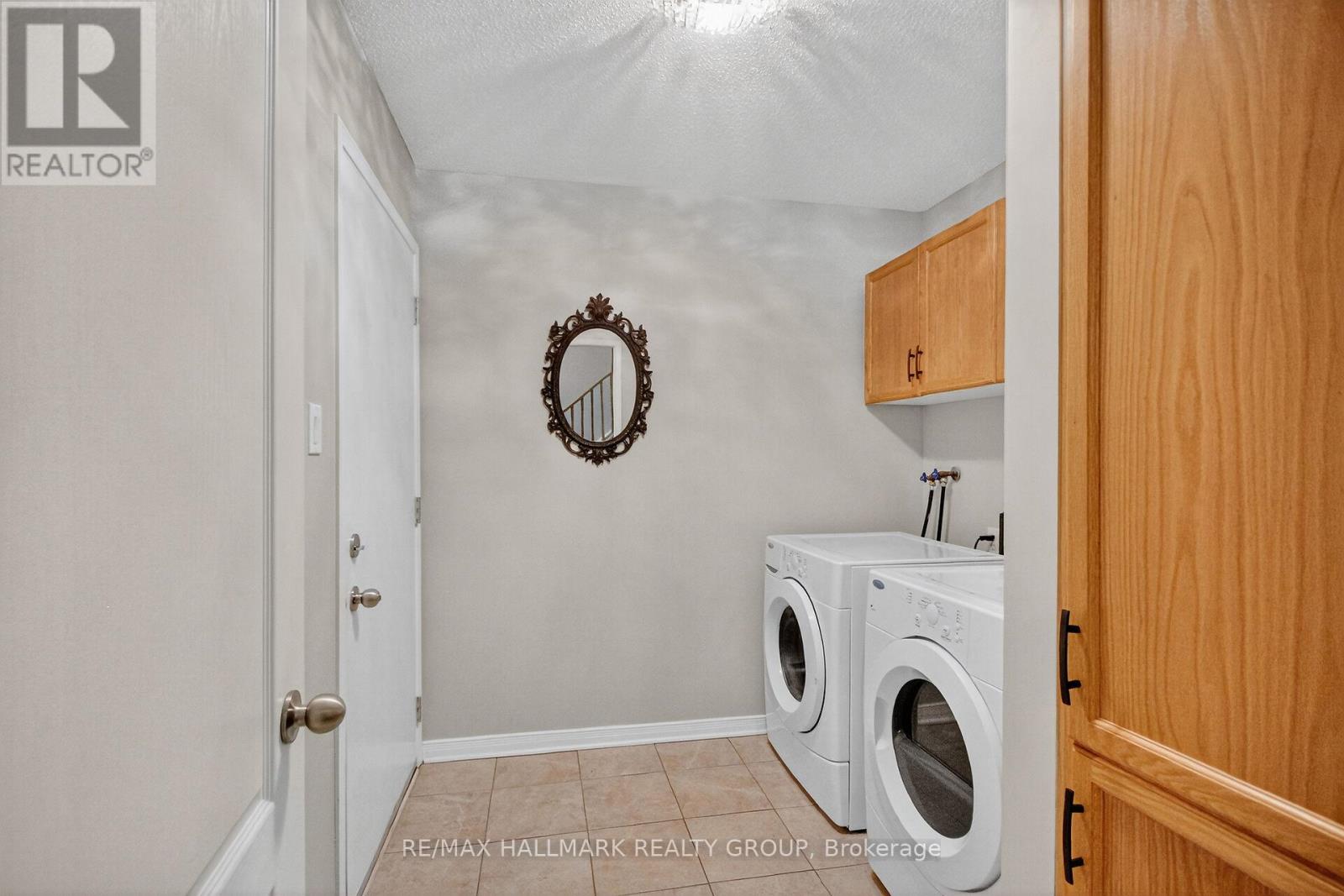 110 Hunter's Glen Crescent, Ottawa, Ontario  K1T 3R1 - Photo 5 - X13021228