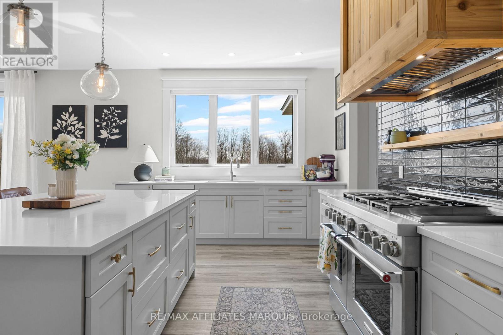 4421m Old Kingston Road, Rideau Lakes, Ontario  K0G 1V0 - Photo 13 - X13021382