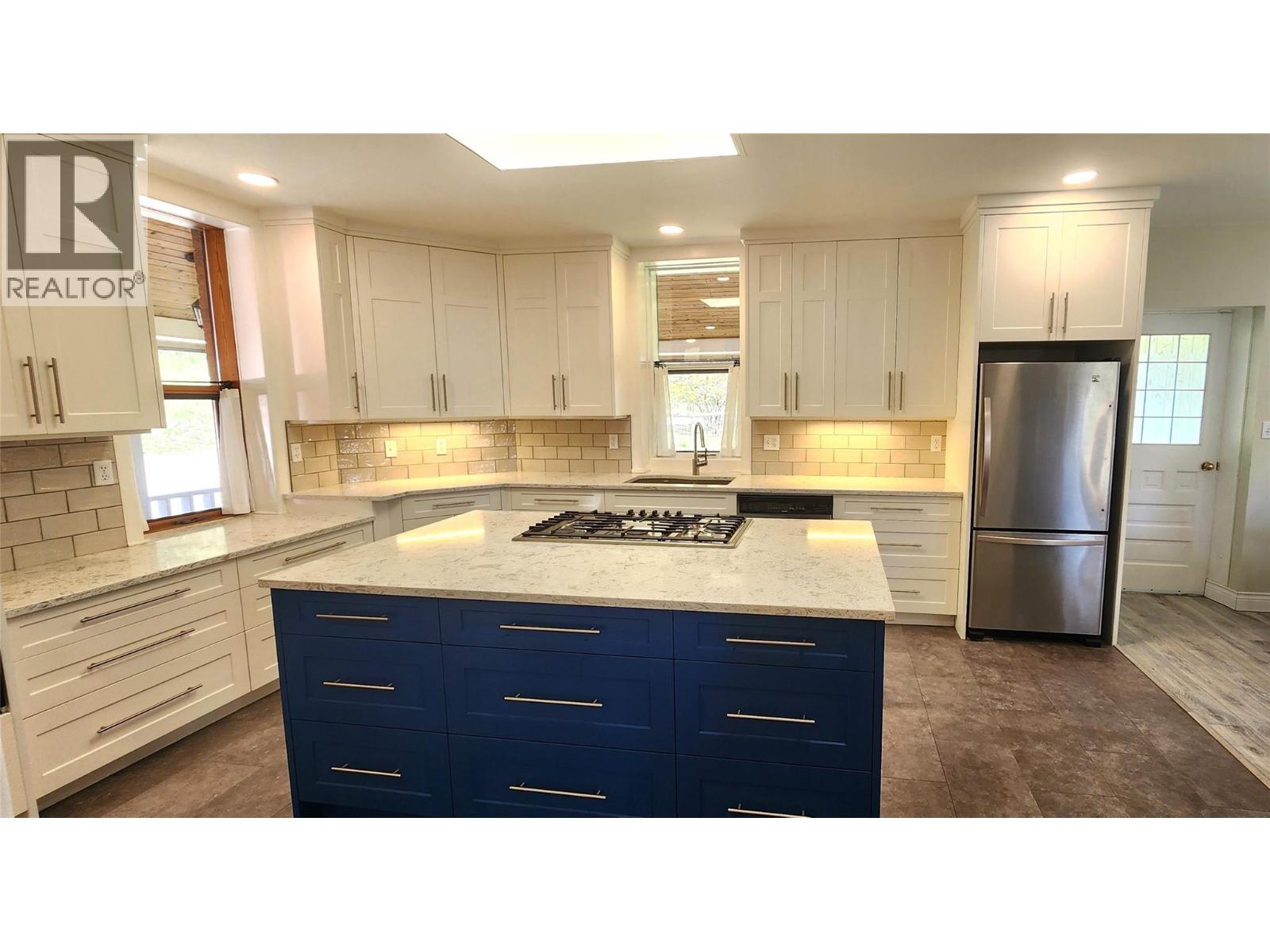 3450 Hardy Mountain Road, Grand Forks, British Columbia  V0H 1H2 - Photo 2 - 10361869