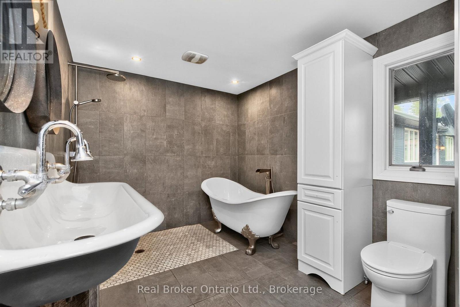 1076 Beaver Lane, Springwater, Ontario  L9X 0M1 - Photo 23 - S12812568