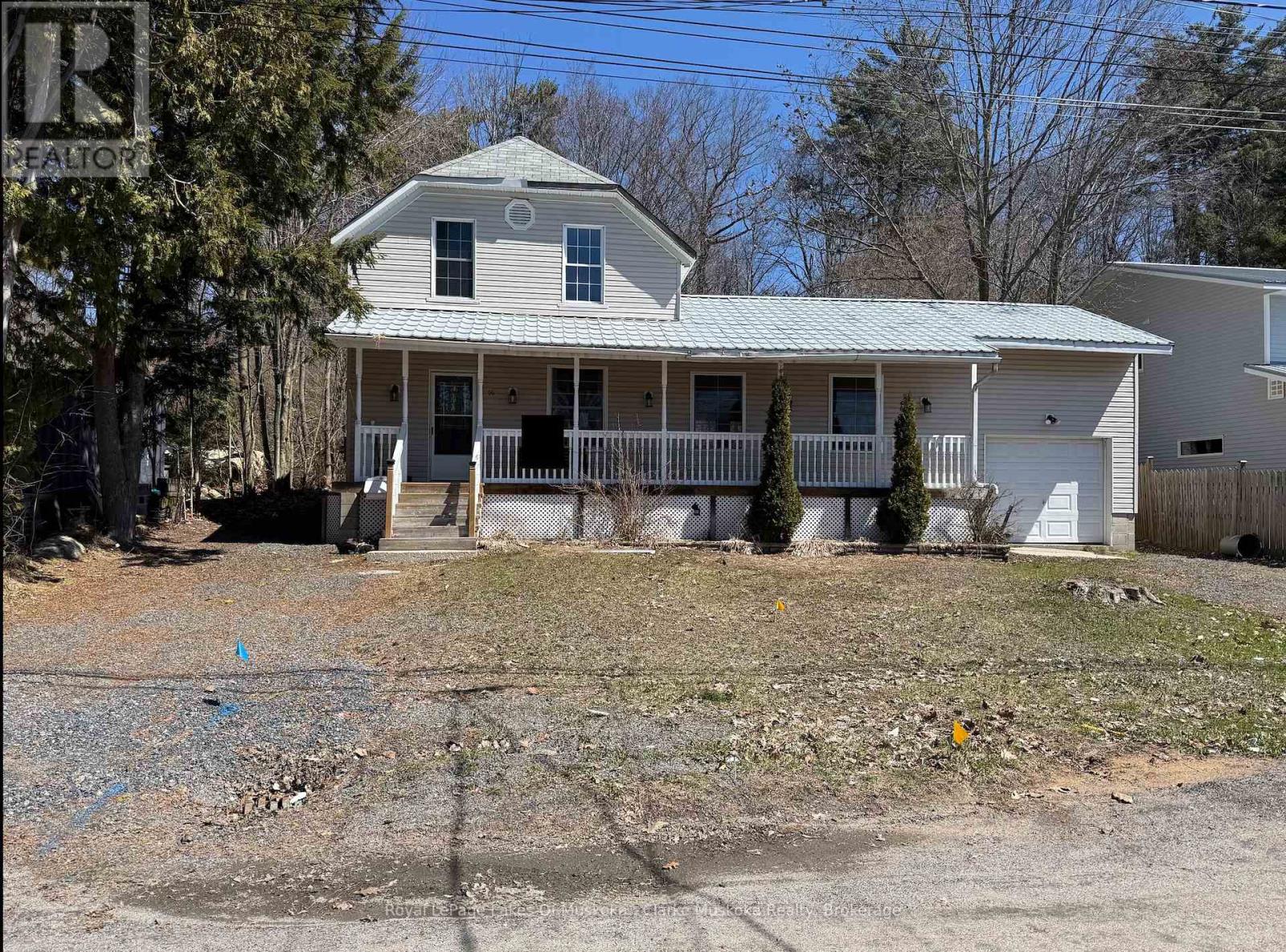 14 Glen Avenue, Parry Sound, Ontario  P2A 2B8 - Photo 1 - X12819532