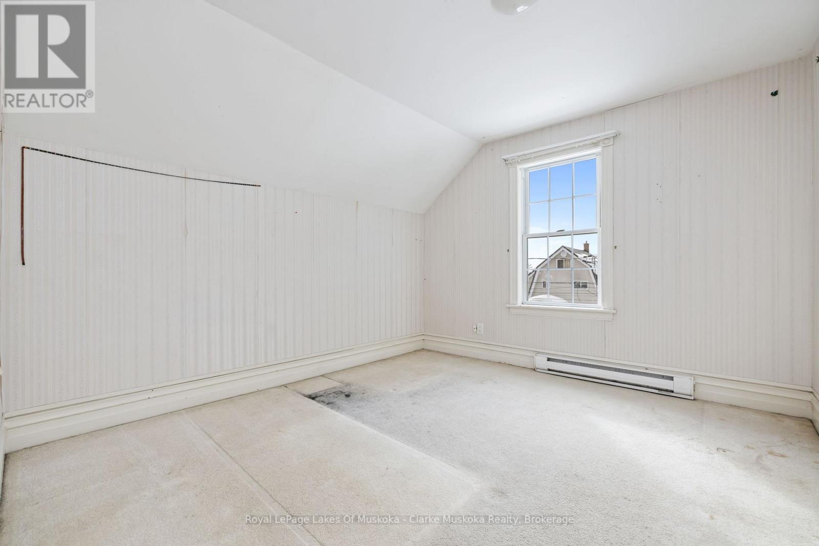 14 Glen Avenue, Parry Sound, Ontario  P2A 2B8 - Photo 24 - X12819532