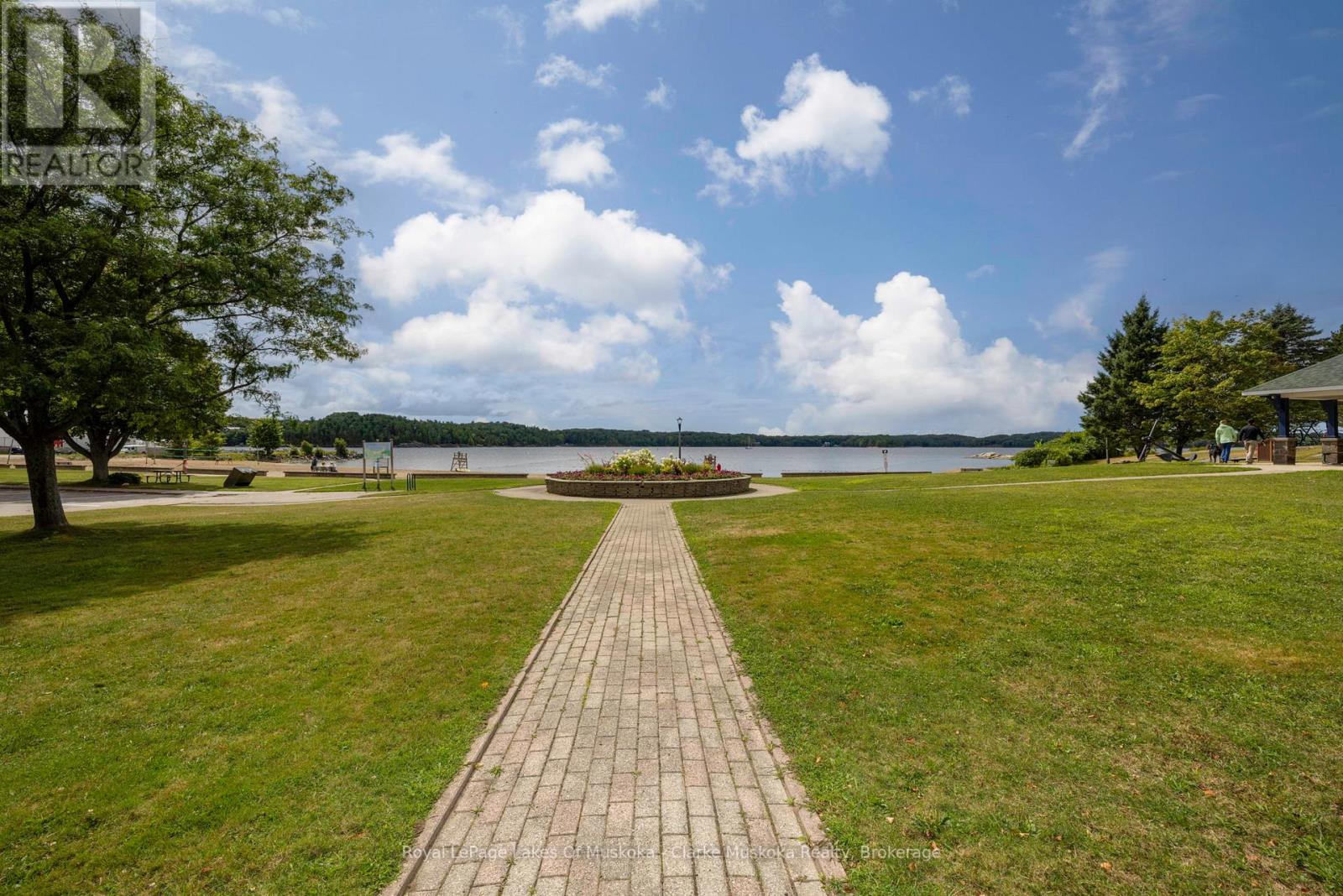 14 Glen Avenue, Parry Sound, Ontario  P2A 2B8 - Photo 33 - X12819532