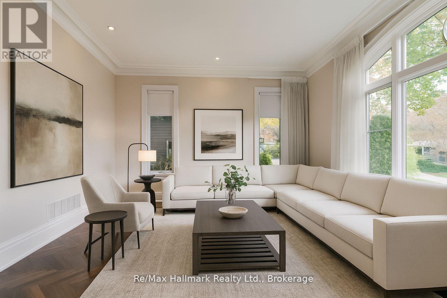 138 Dianne Avenue, Oakville, Ontario  L6J 4G9 - Photo 10 - W13021262