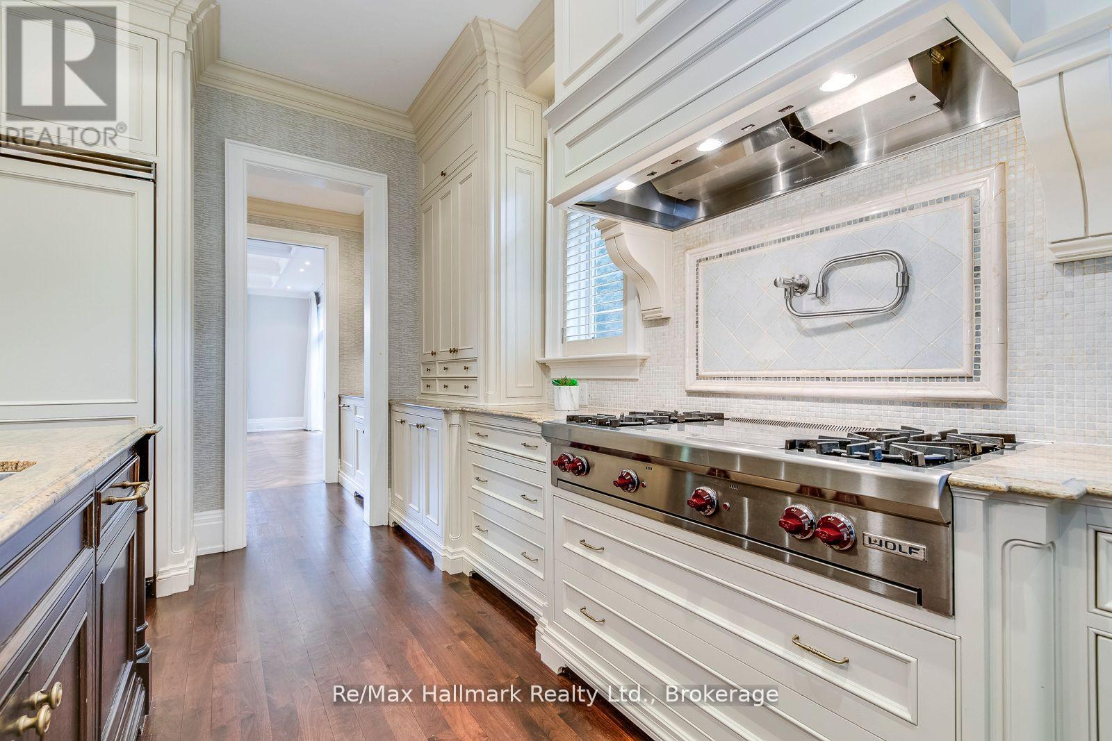 138 Dianne Avenue, Oakville, Ontario  L6J 4G9 - Photo 15 - W13021262