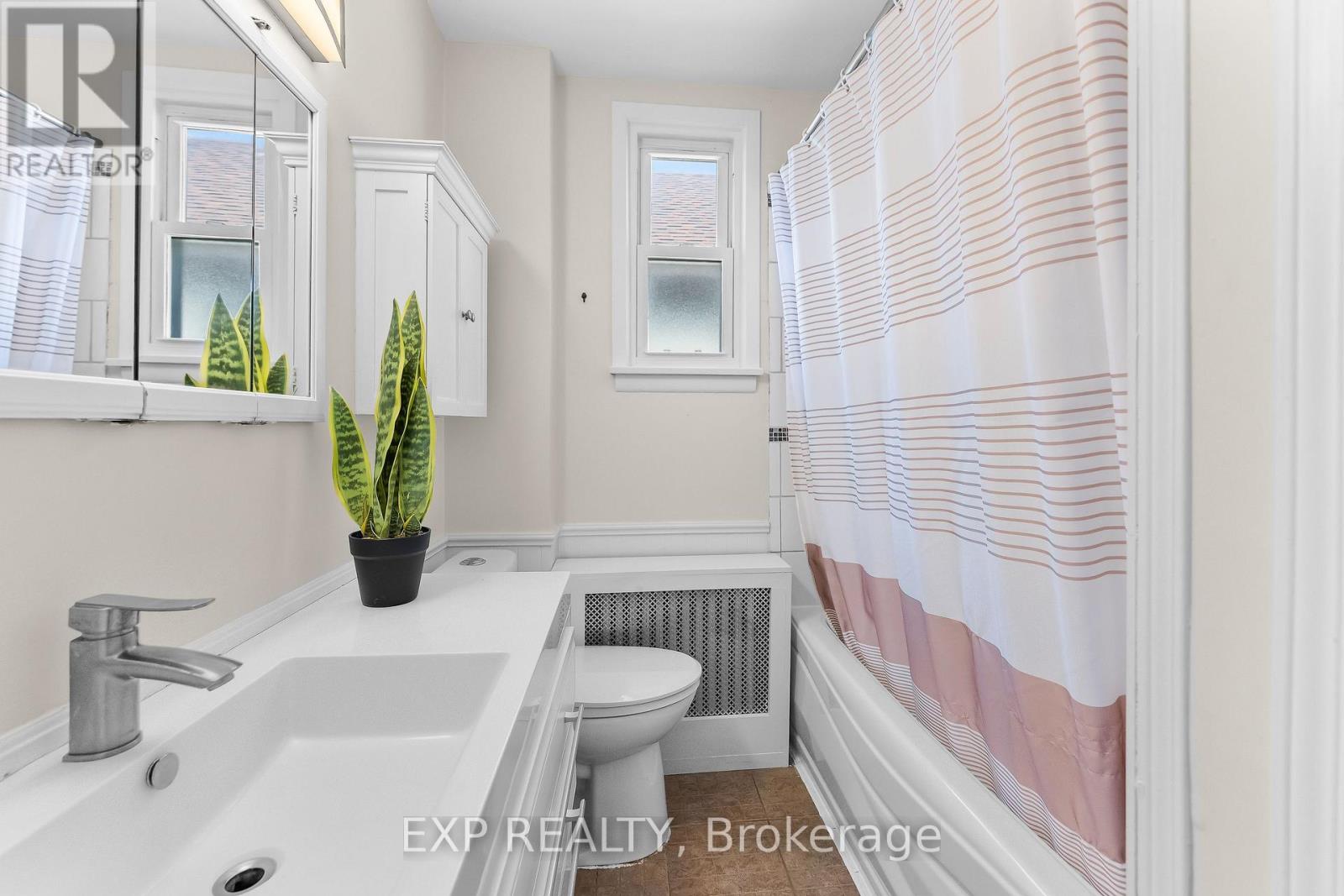 62 Rolls Avenue, St. Catharines, Ontario  L2N 1W1 - Photo 17 - X13021390