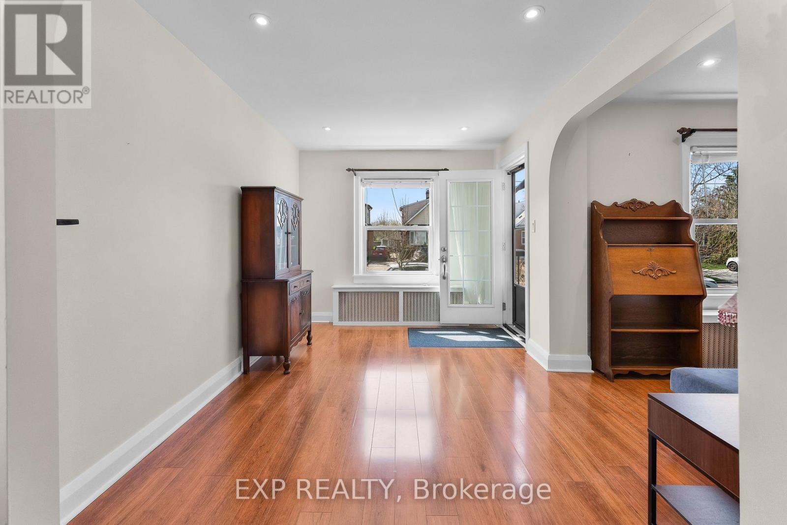 62 Rolls Avenue, St. Catharines, Ontario  L2N 1W1 - Photo 5 - X13021390