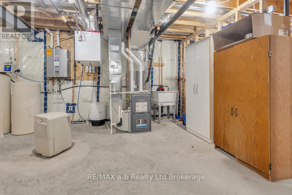 242 Wilson Avenue, Tillsonburg, Ontario  N4G 0H4 - Photo 33 - X13021332