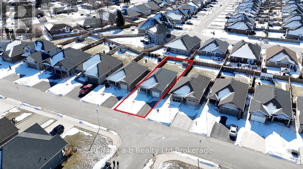 242 Wilson Avenue, Tillsonburg, Ontario  N4G 0H4 - Photo 5 - X13021332