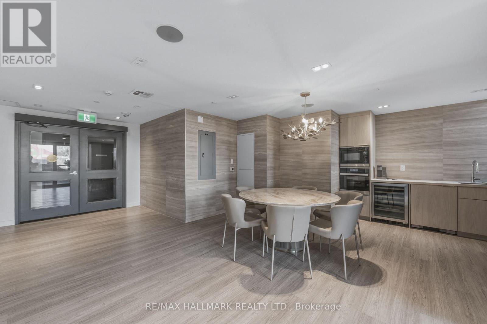 807 - 185 Alberta Avenue, Toronto, Ontario  M6C 0A5 - Photo 22 - C13019386