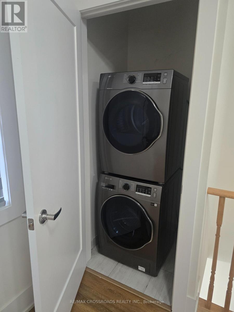 202 Webb (Coach House) Street, Markham, Ontario  L6B 0V5 - Photo 2 - N12997988