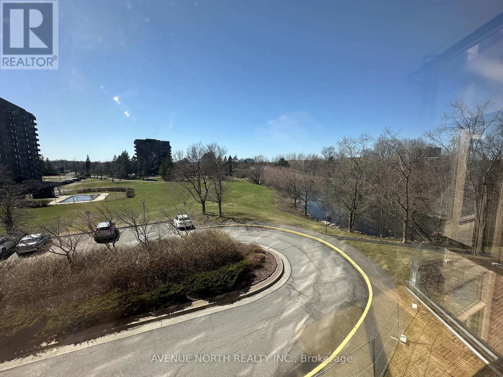 308 - 2759 Carousel Crescent, Ottawa, Ontario  K1T 2N5 - Photo 9 - X12821048