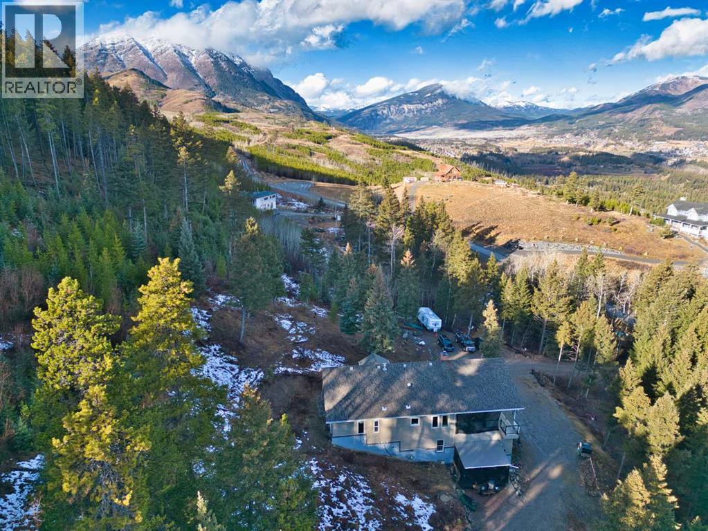 109 Adanac Rise, Hillcrest, Alberta  T0K 1C0 - Photo 2 - A2272106