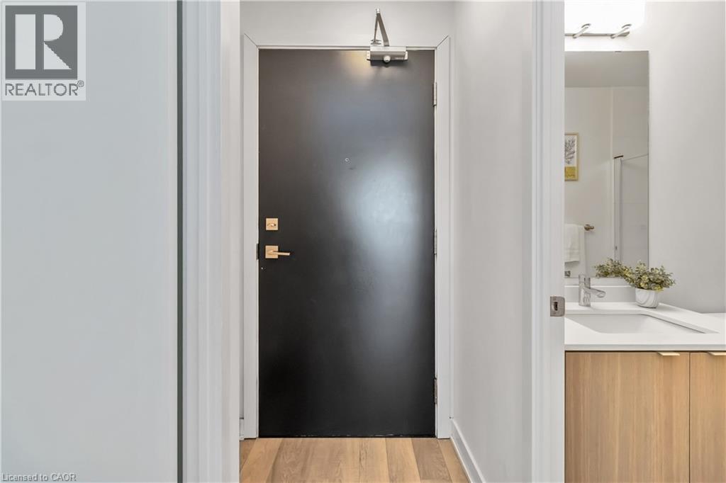 5220 Dundas Street Unit# D422, Burlington, Ontario  L7L 0J4 - Photo 4 - 40822230