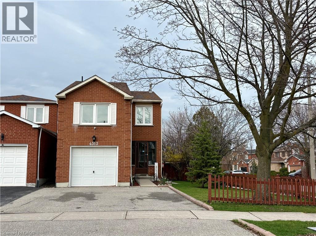 4313 LEE Drive, Mississauga, Ontario